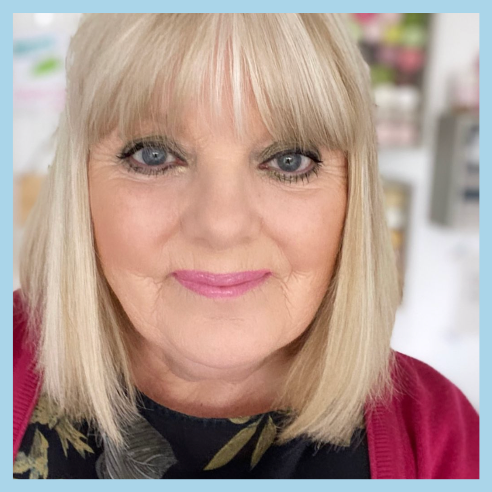 Friends of Sun Jellies : Q&A with Sue from Sweetpea Family Crochet